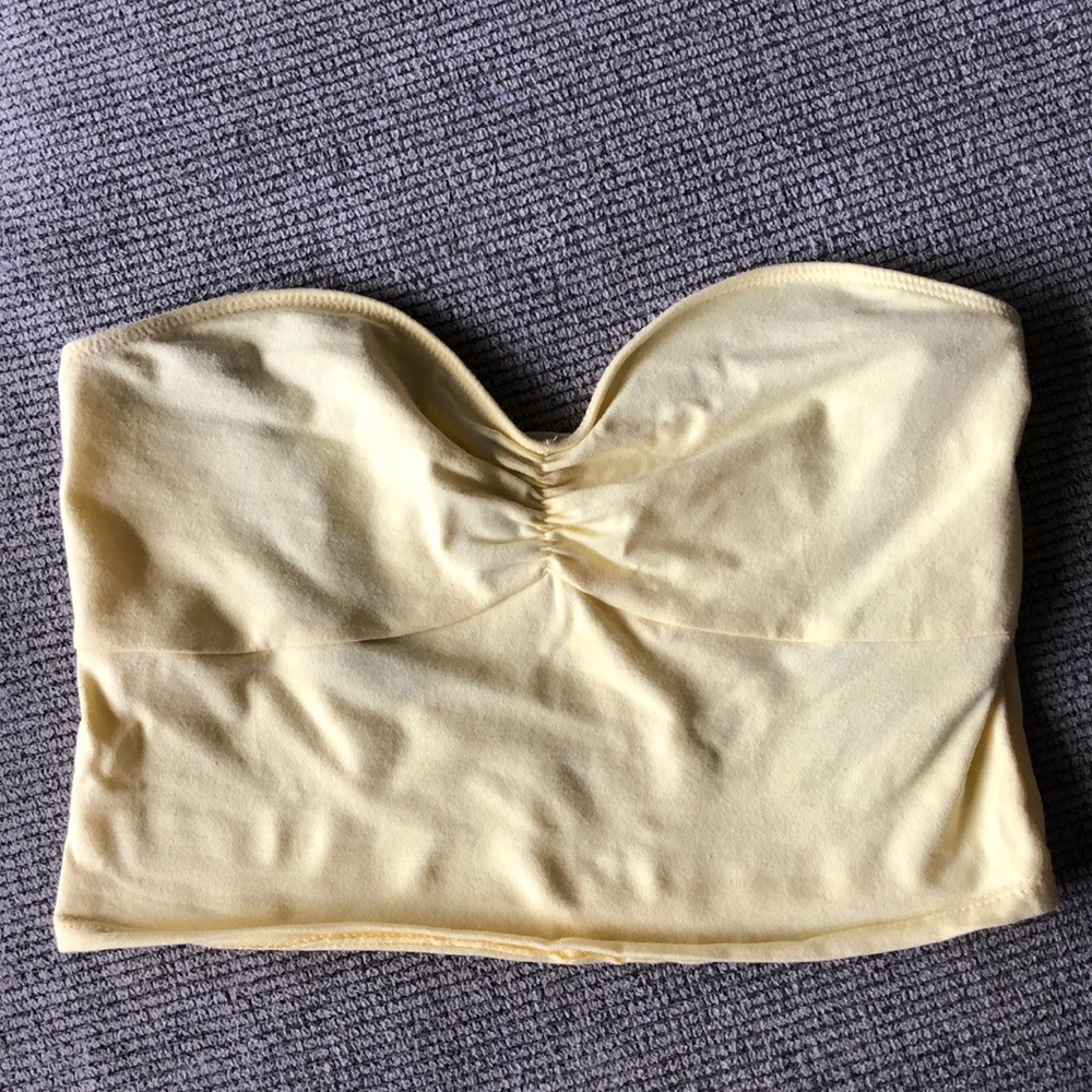Yellow bandeau
